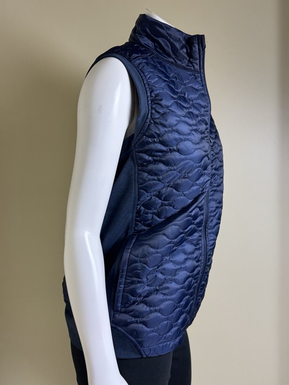 $120 Puma Women’s Golf Navy Blazer Vest Sz L