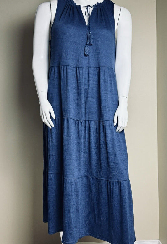 $138 Max Studio Women’s Maxi Blue Dress Sz 2X (B.87)