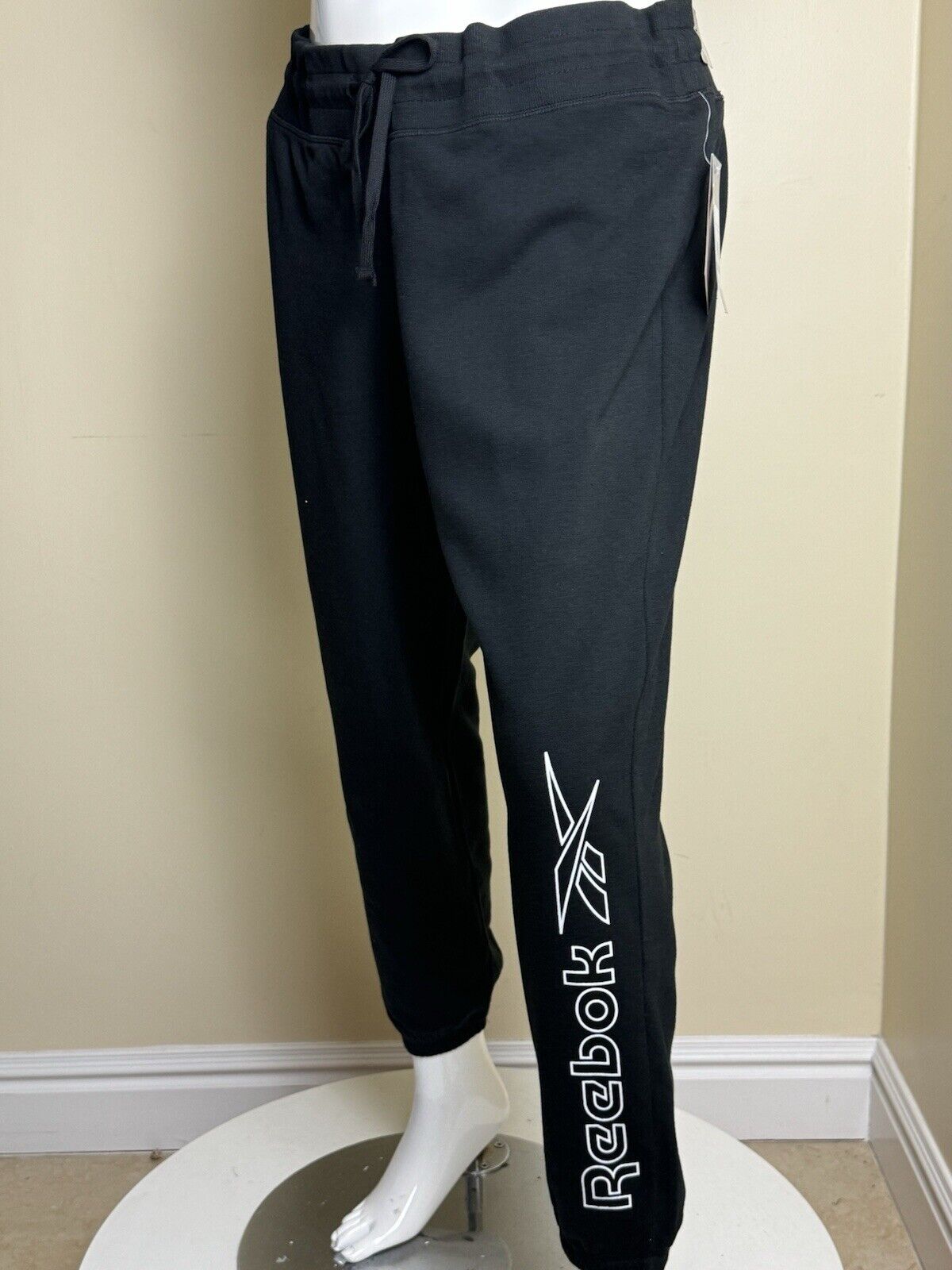 $70 Reebok Women's Black w/white Logo Jogger Sweatpants Sz 1X