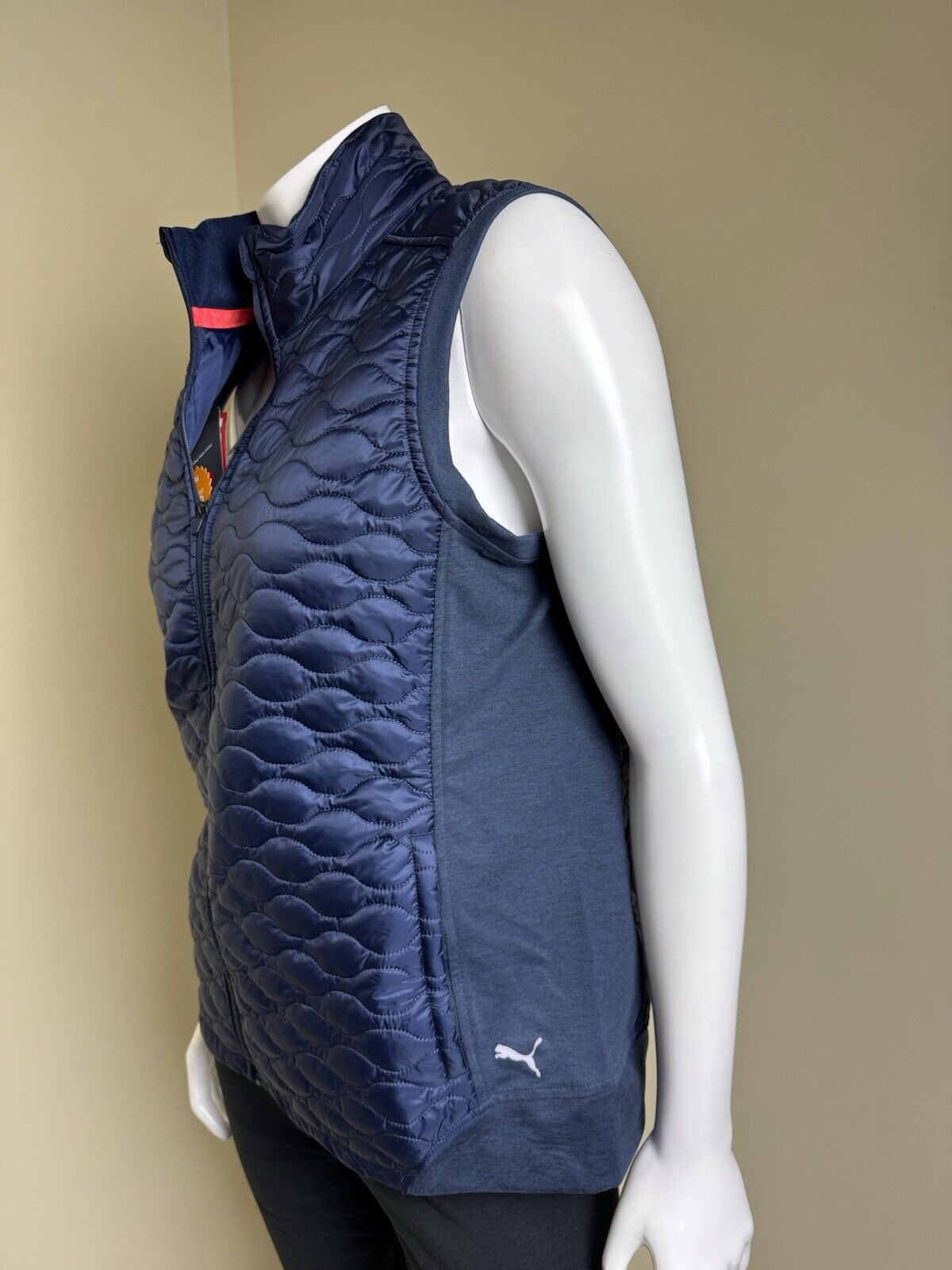 $120 Puma Women’s Golf Navy Blazer Vest Sz L