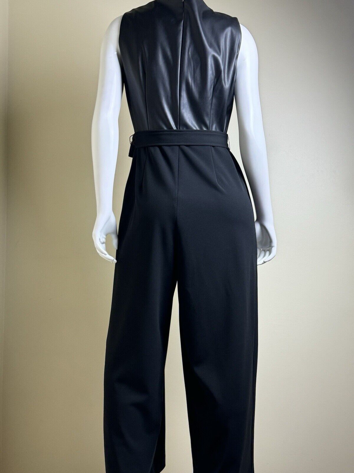 $139 Calvin Klein Jumpsuit Pants Women's Size 12 Sleeveless Leather Top (B.89)