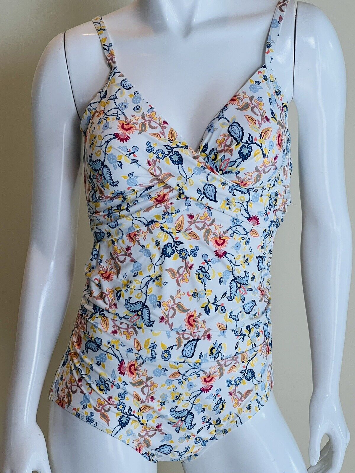 JANTZEN SWIMWEAR 1PC BATHING SUIT WHITE SIZE 10 Multicolor Floral