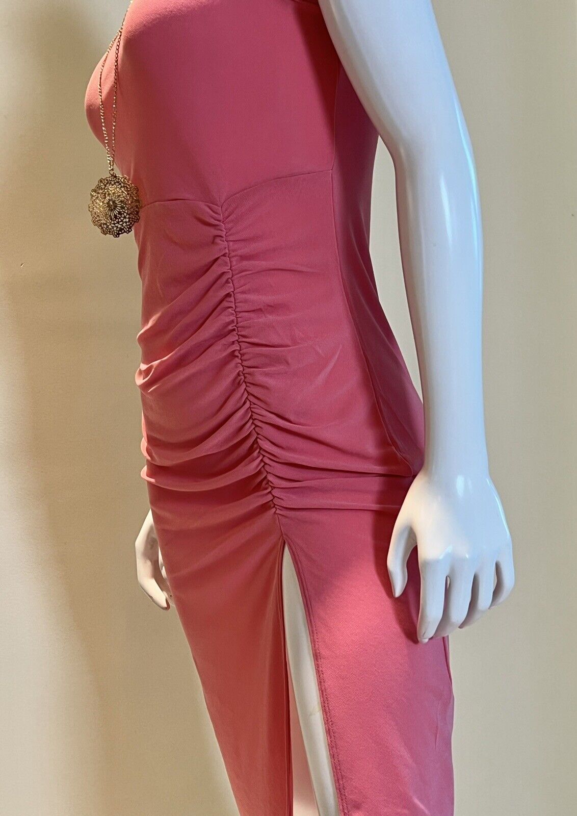 TIFFANY & GREY Women Size M Peach Dress with Necklace (8)