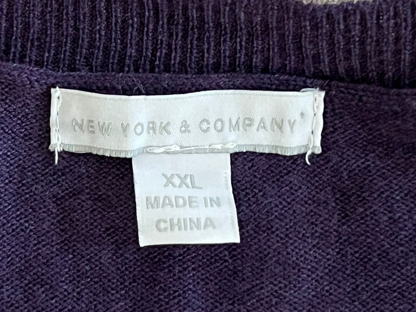 New York and Company Women’s V Neck Sweater Purple Sz 2X