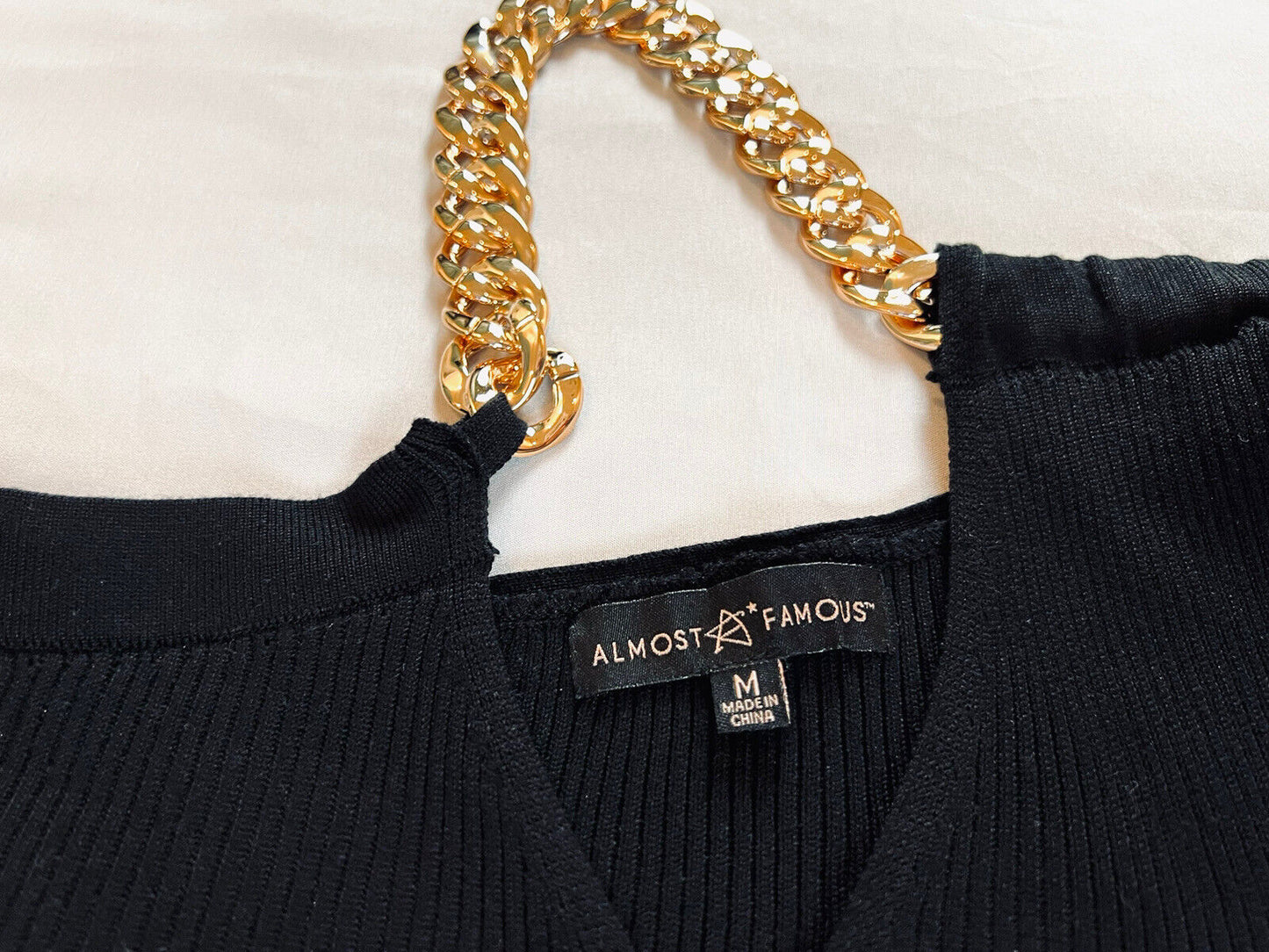 ALMOST FAMOUS Women’s Black Sleeveless Knit Dress w/Gold Chain Sz M