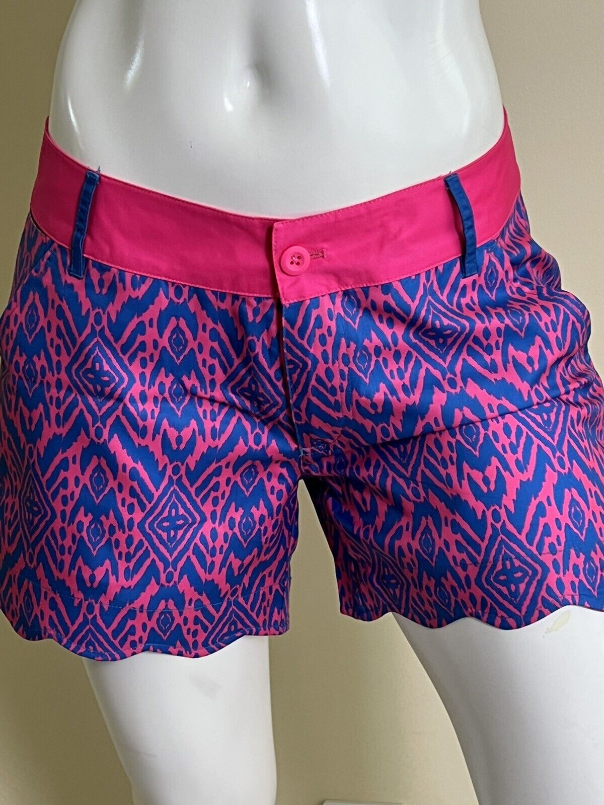 Birdie’s Women’s Golf Shorts Size 2 Pink/Blue Print (S1)