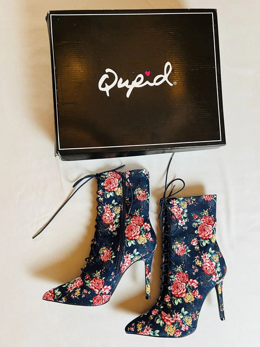 Qupid Women’s Size 8.5 Black Floral Heel Boots