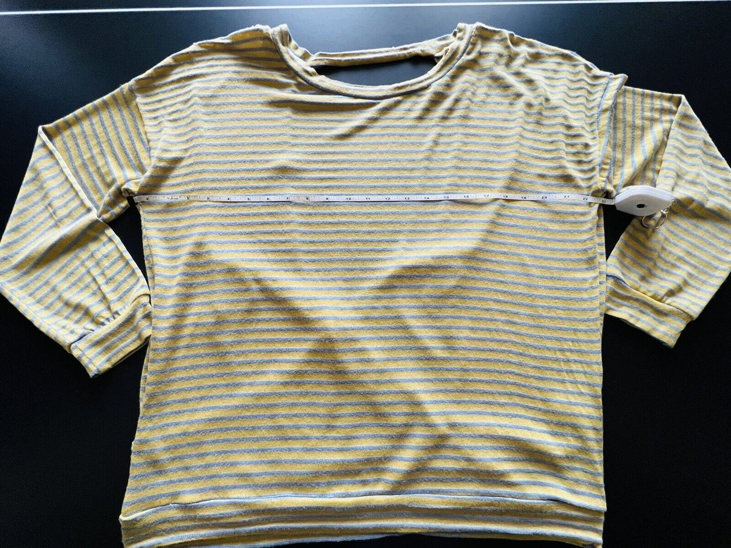 BLU PEPPER Women's Sweater Sz L Yellow w/Gray Stripes Open on Back