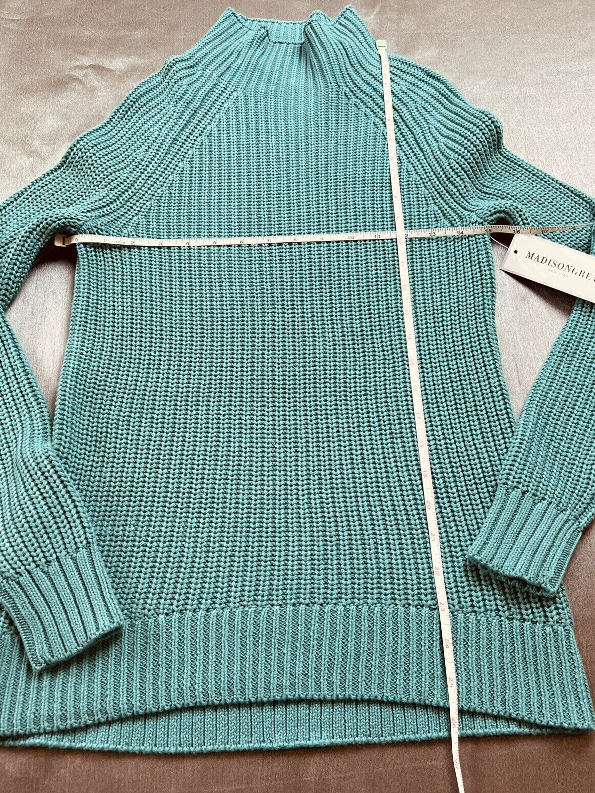 MadisonGrey Women’s Aqua Green Sweater Size XS