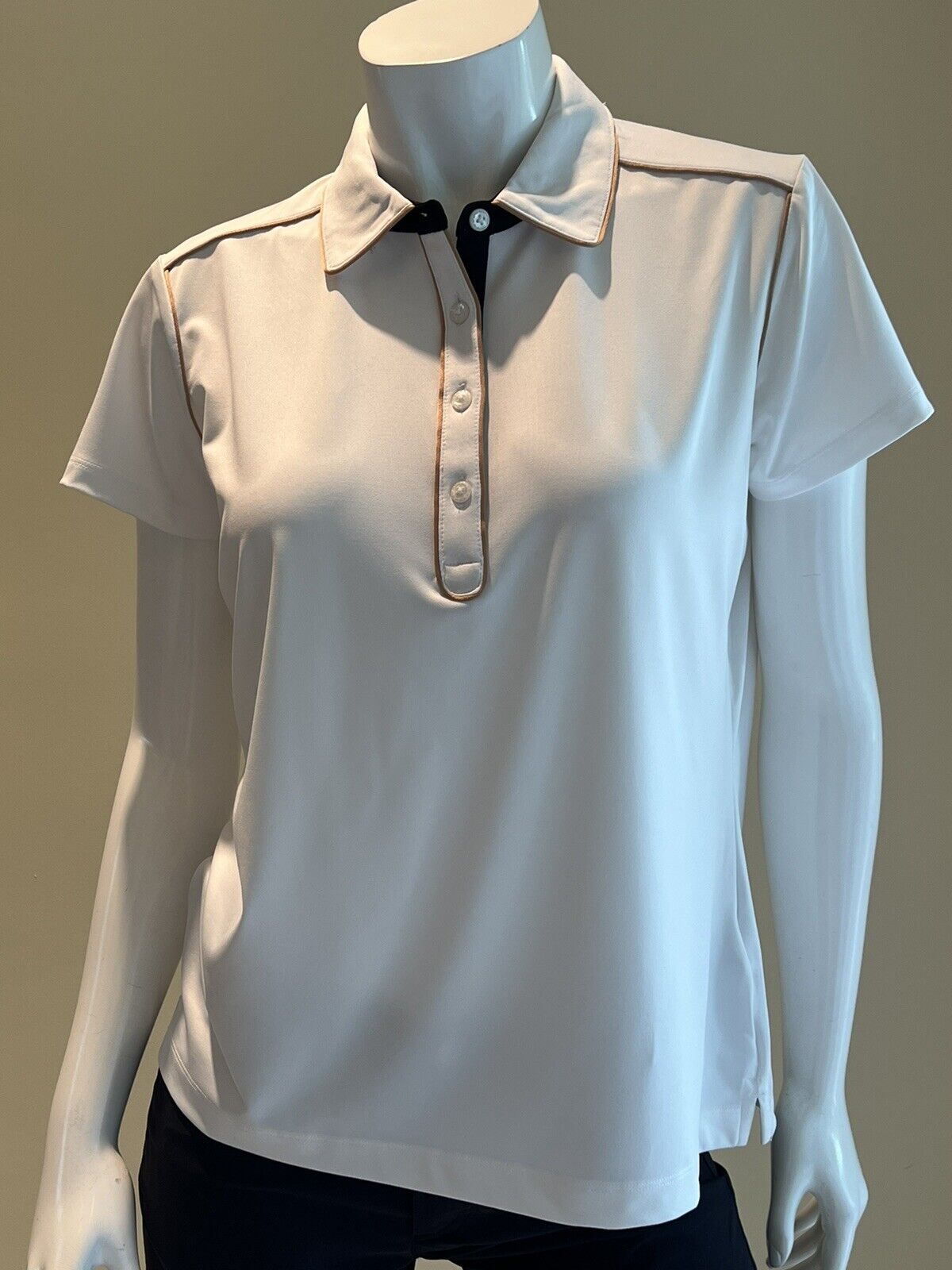 EP Pro Women's Golf Tour Tech Ivory Short Sleeve Sz L Shirt