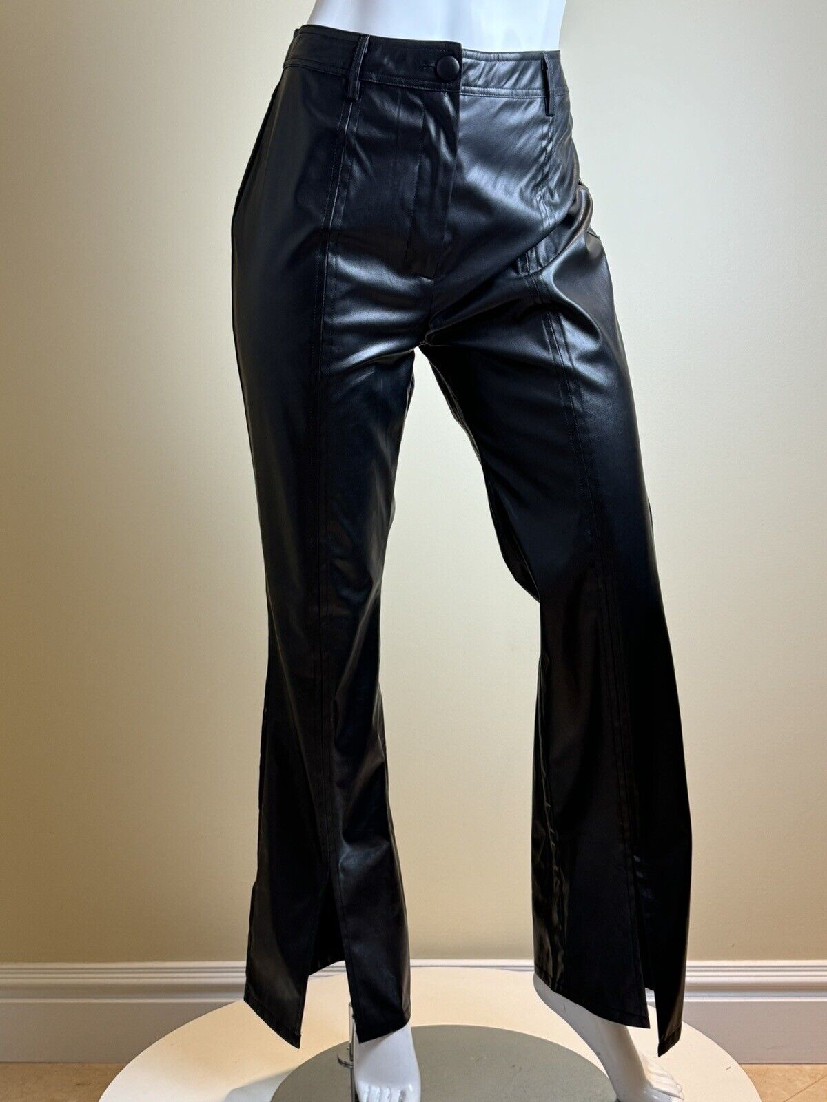 Alice Blue Faux Leather Black Pants Women’s Sz L.  (72)