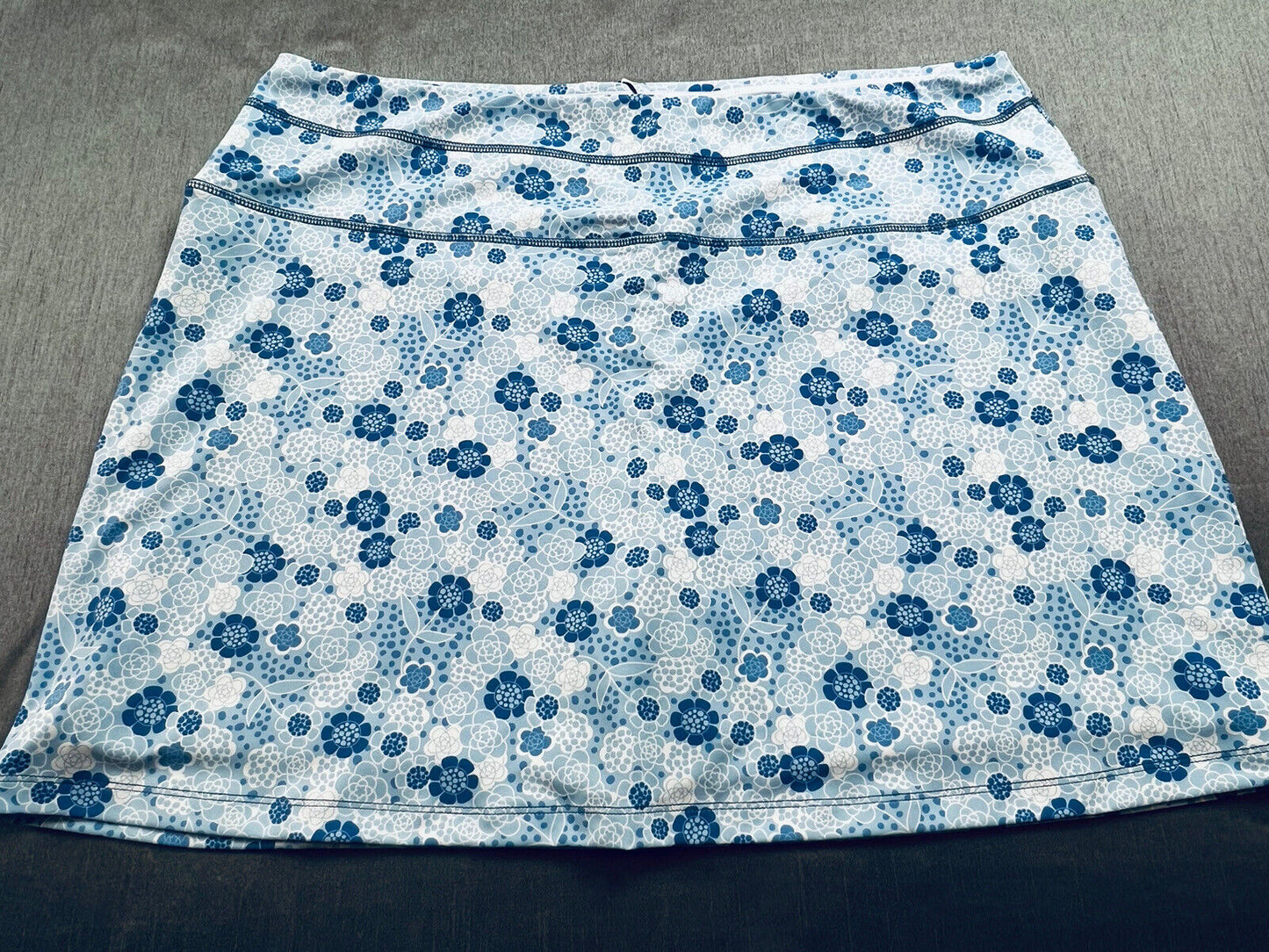 FUSION GOLF Women's Tennis Golf Skort Sz 2XL Blue Floral Skirt