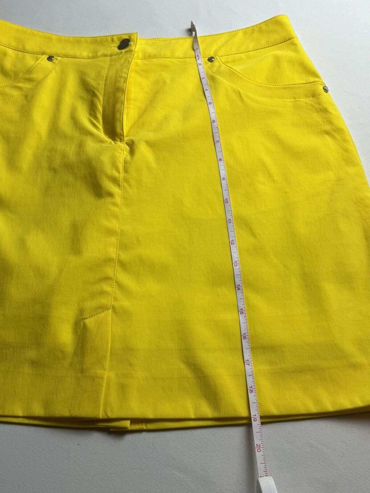 LOHLA Sport Golf Skort Yellow Skirt Sz 8    (62)