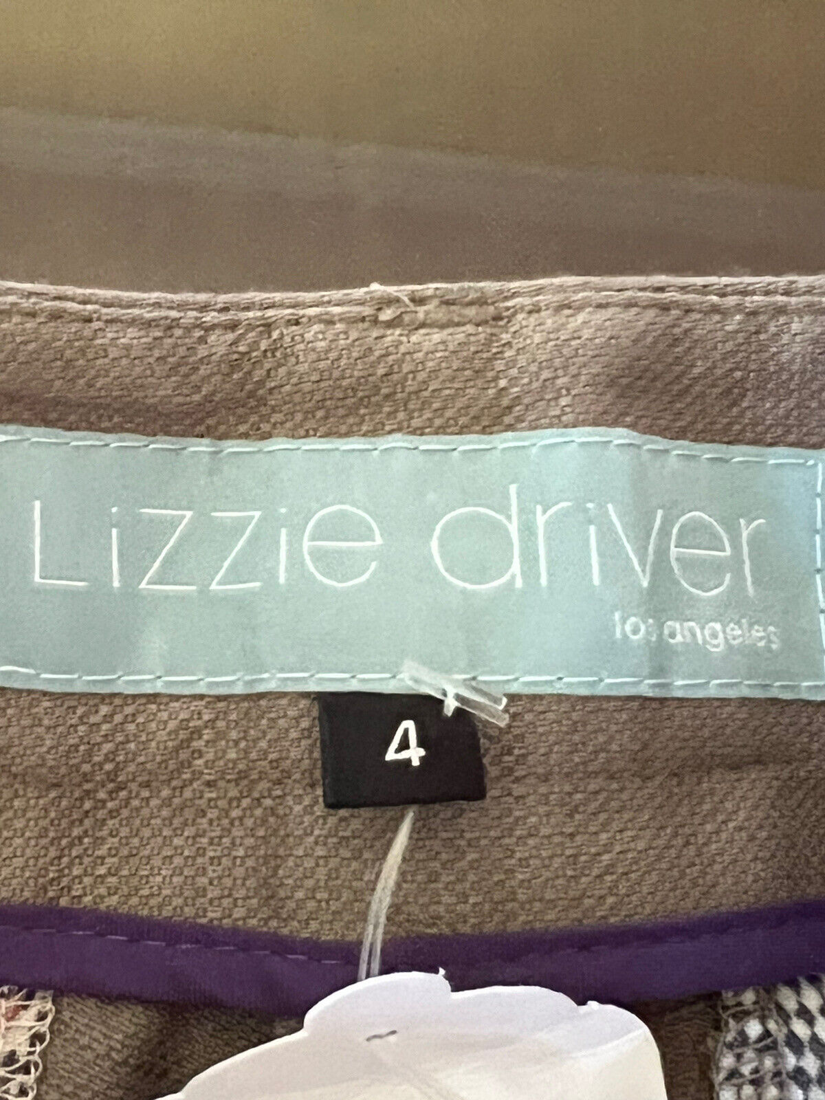 Lizzie Driver Women’s Shorts Size 4 Beige