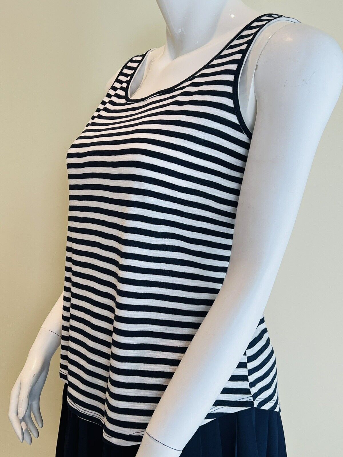 $88 NZT by Nic+Zoe Women's Black White Stripe Scoop Tank Top Size XL (9)