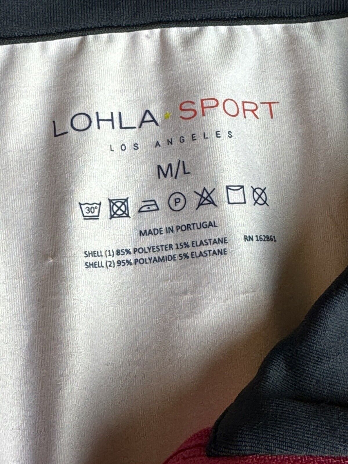 Lohla Sport Women’s Top Sz M/L Golf Sweatshirt .  (70)