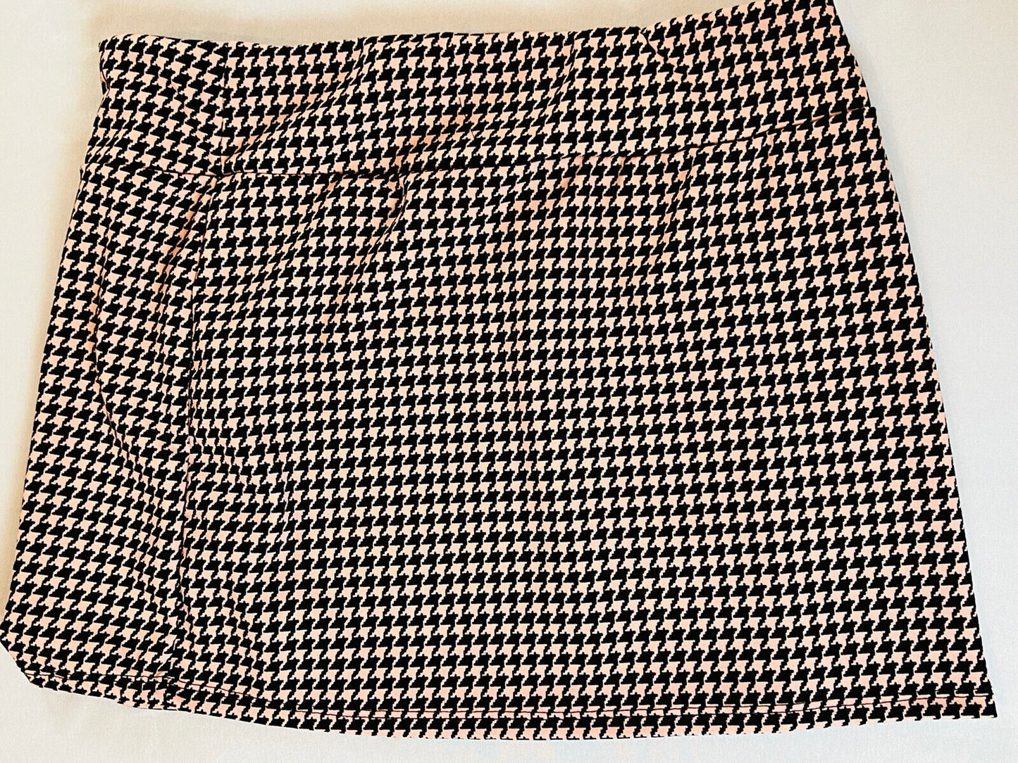 No Comment NY LA Women’s Plaid Pink Black Skirt Sz XL