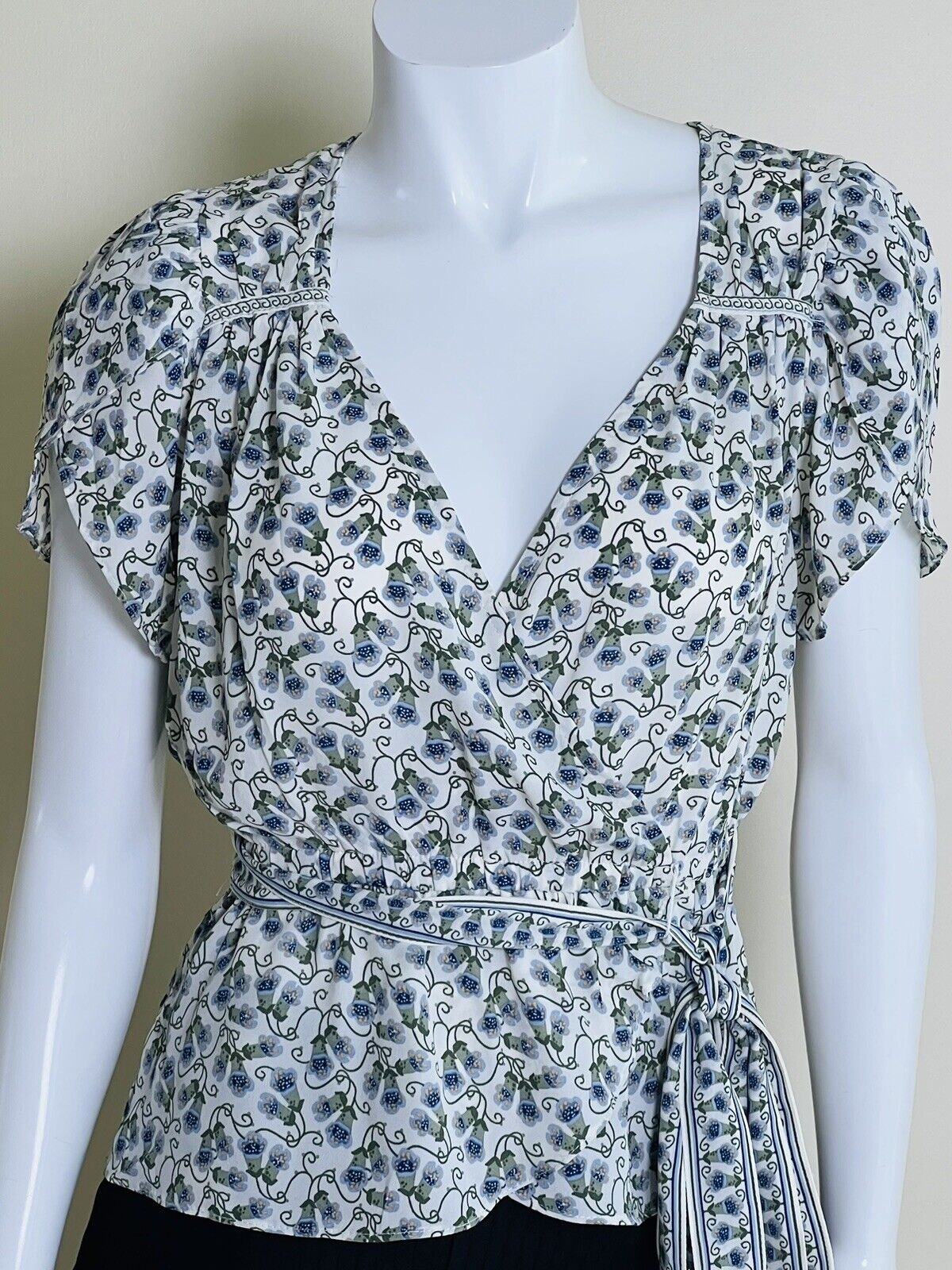 Max Studio Womens Top Sz S Blouse Shirt White Floral Blue (#1)