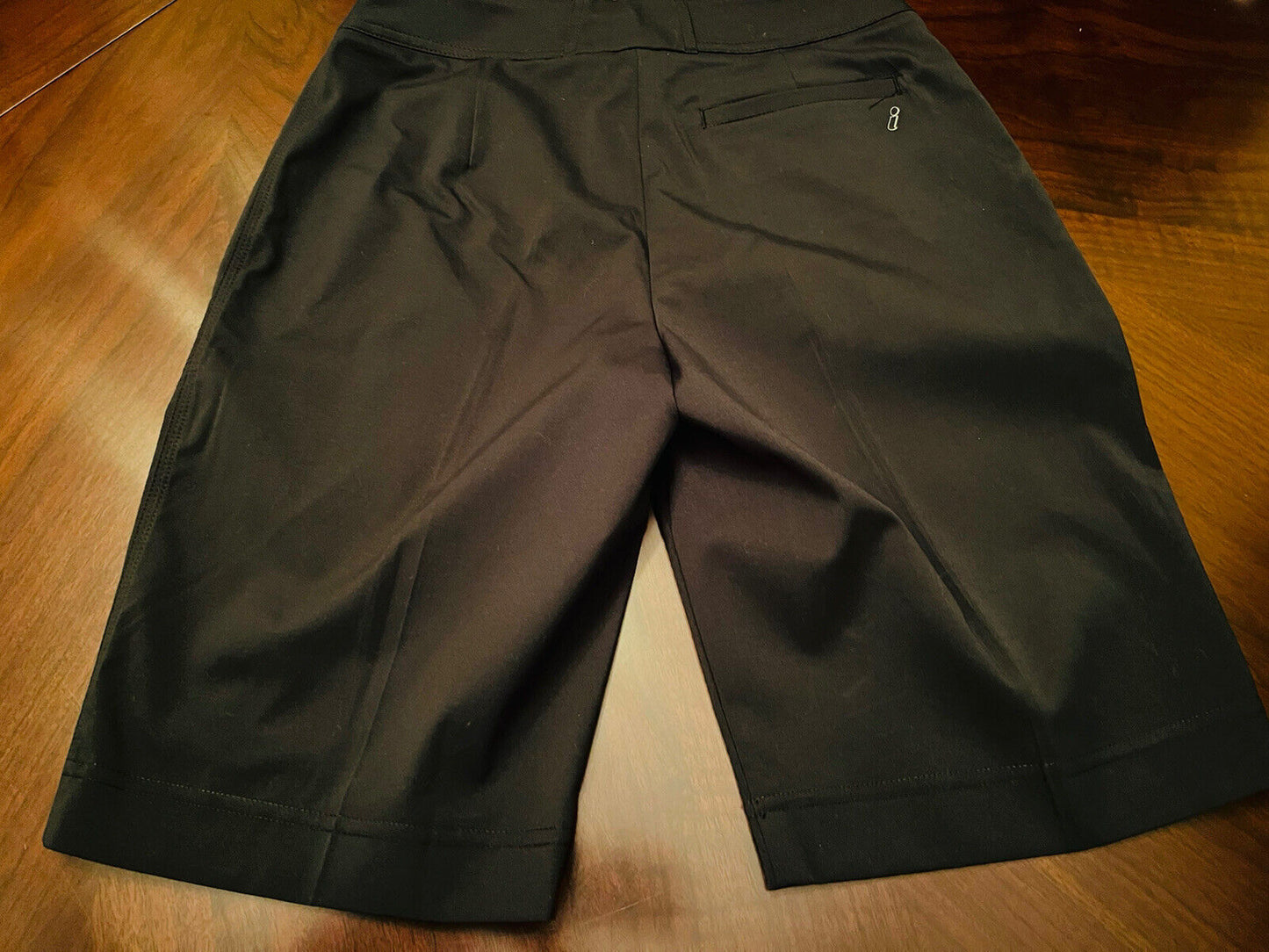 TAIL Tech Women’s Golf Shorts Sz 2 Black