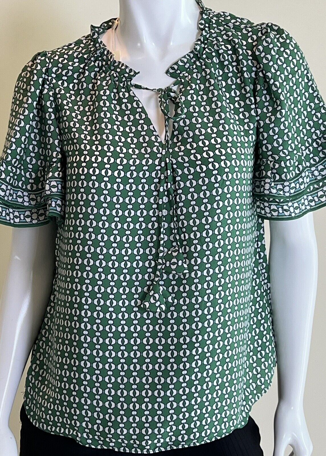 Max Studio Womens Top Sz M Blouse Shirt White Green (#1)