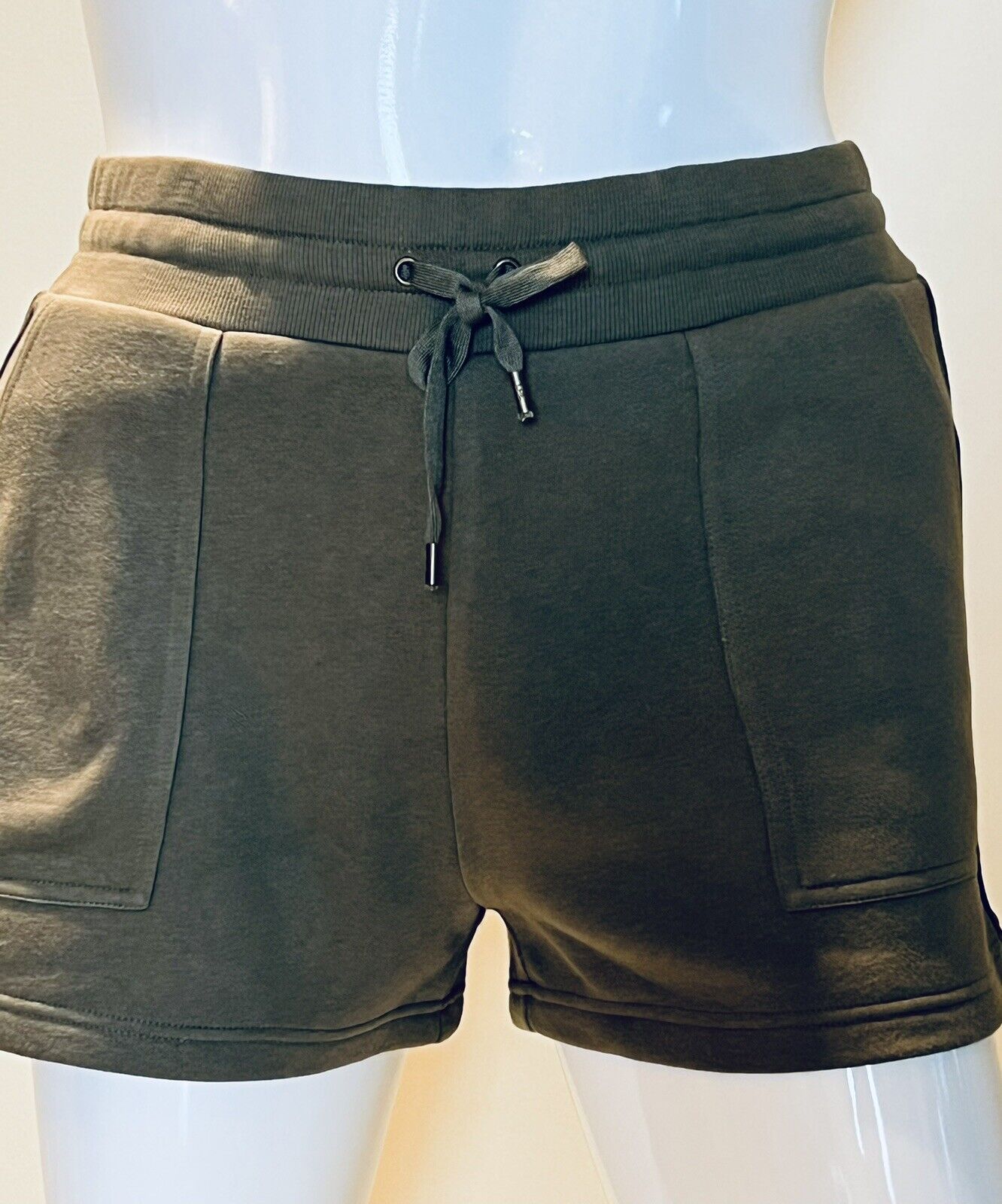 Lauren Ralph Lauren Women's Olive Shorts Size L (1)