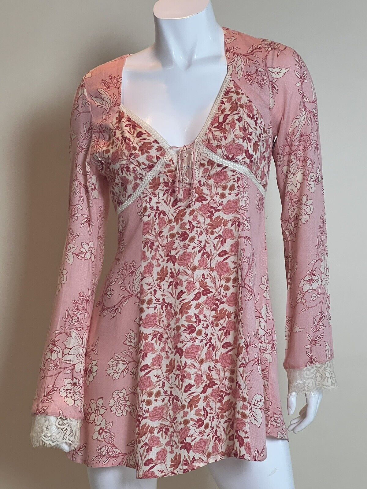 Free People Women’s Mini Dress Long Sleeve Size XS Floral Pink Coral, Ivory (2#)