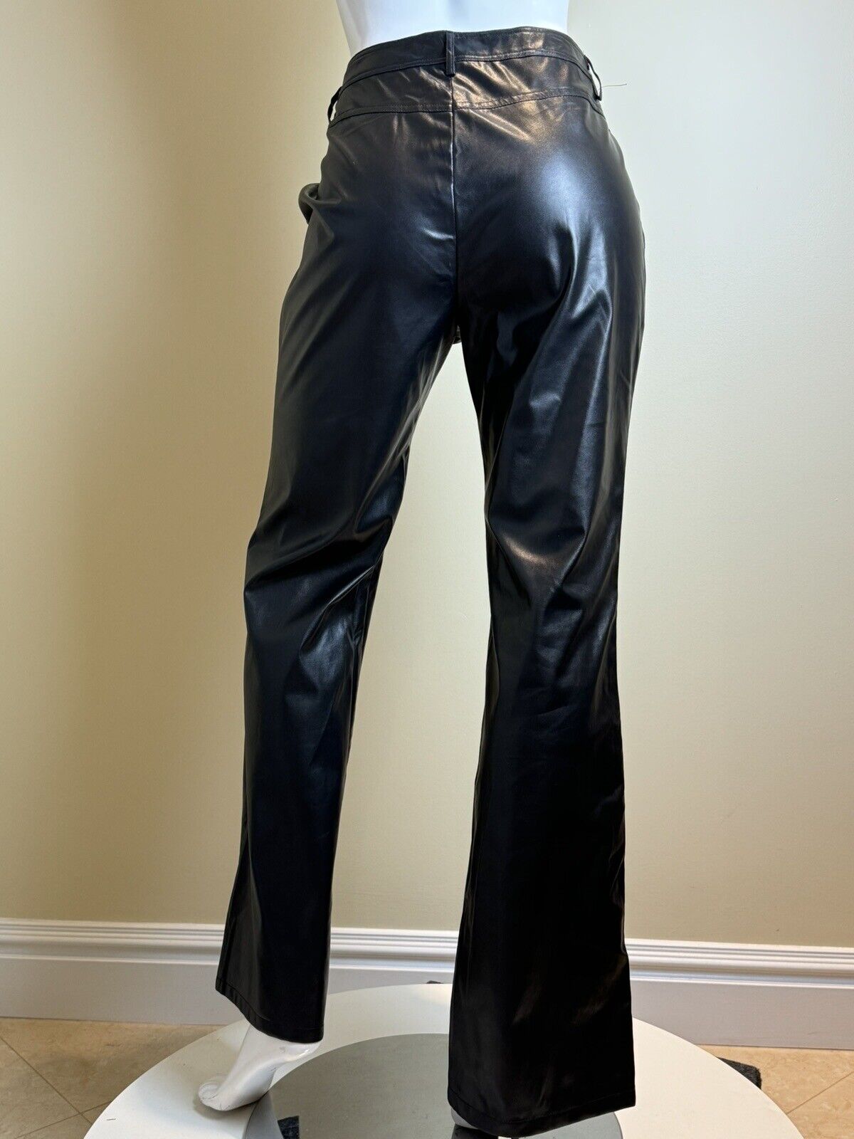 Alice Blue Faux Leather Black Pants Women’s Sz L.  (72)