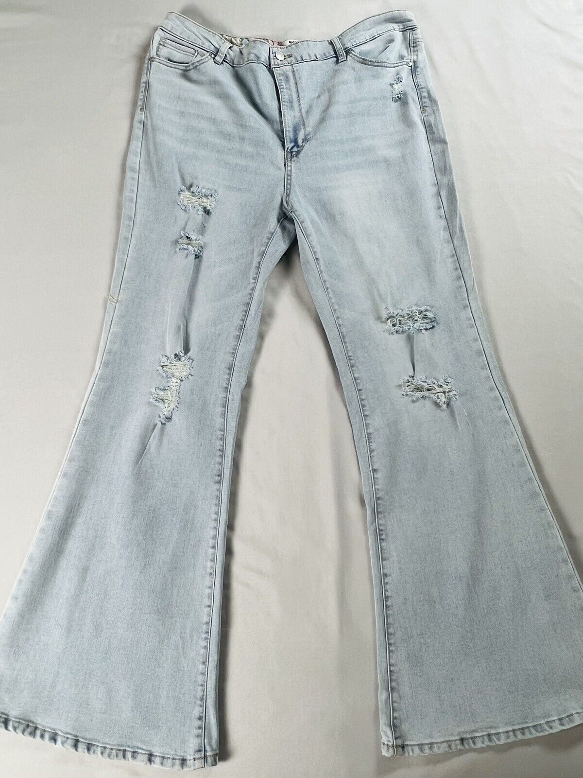 Madden NYC Women's Distress Jeans Size 21 Denim