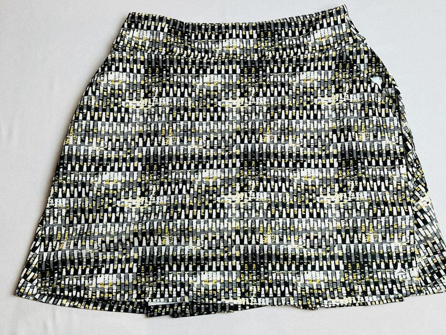 Bermuda Sands Women’s Golf Skirt Black Yellow Stretch Skort Sz L