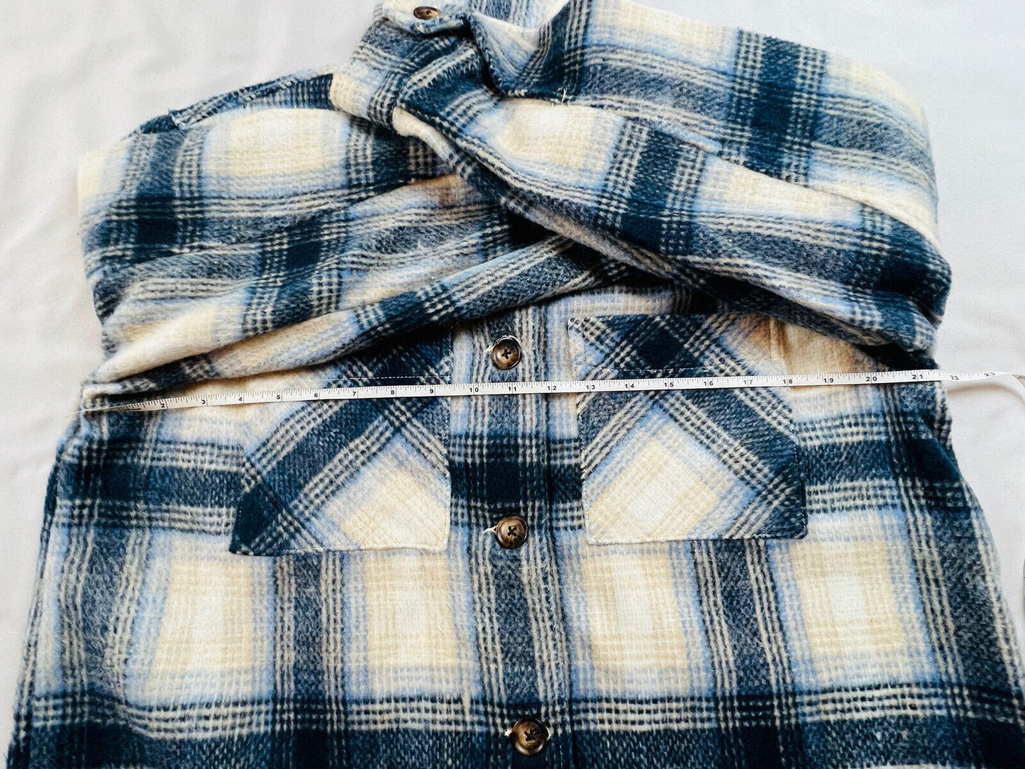 Time & Tru Women's Soft Fleece Shirt Jacket Size L Plaid Ivory Blue