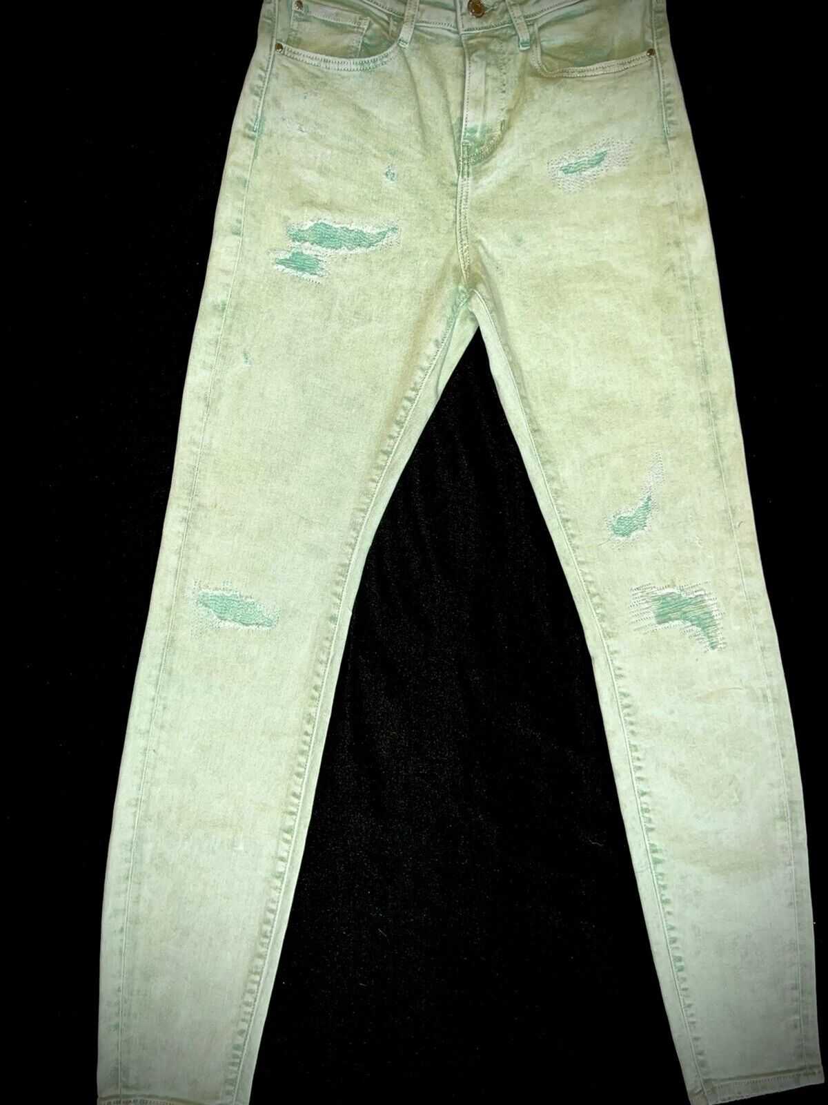 GUESS Jeans Women’s Sz 28 Green $108 Retail