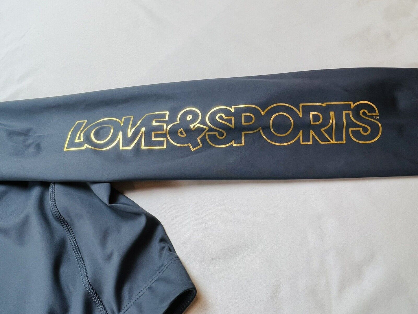 LOVE & SPORTS WOMEN'S SIZE 2XL CROPPED SWEATSHIRT