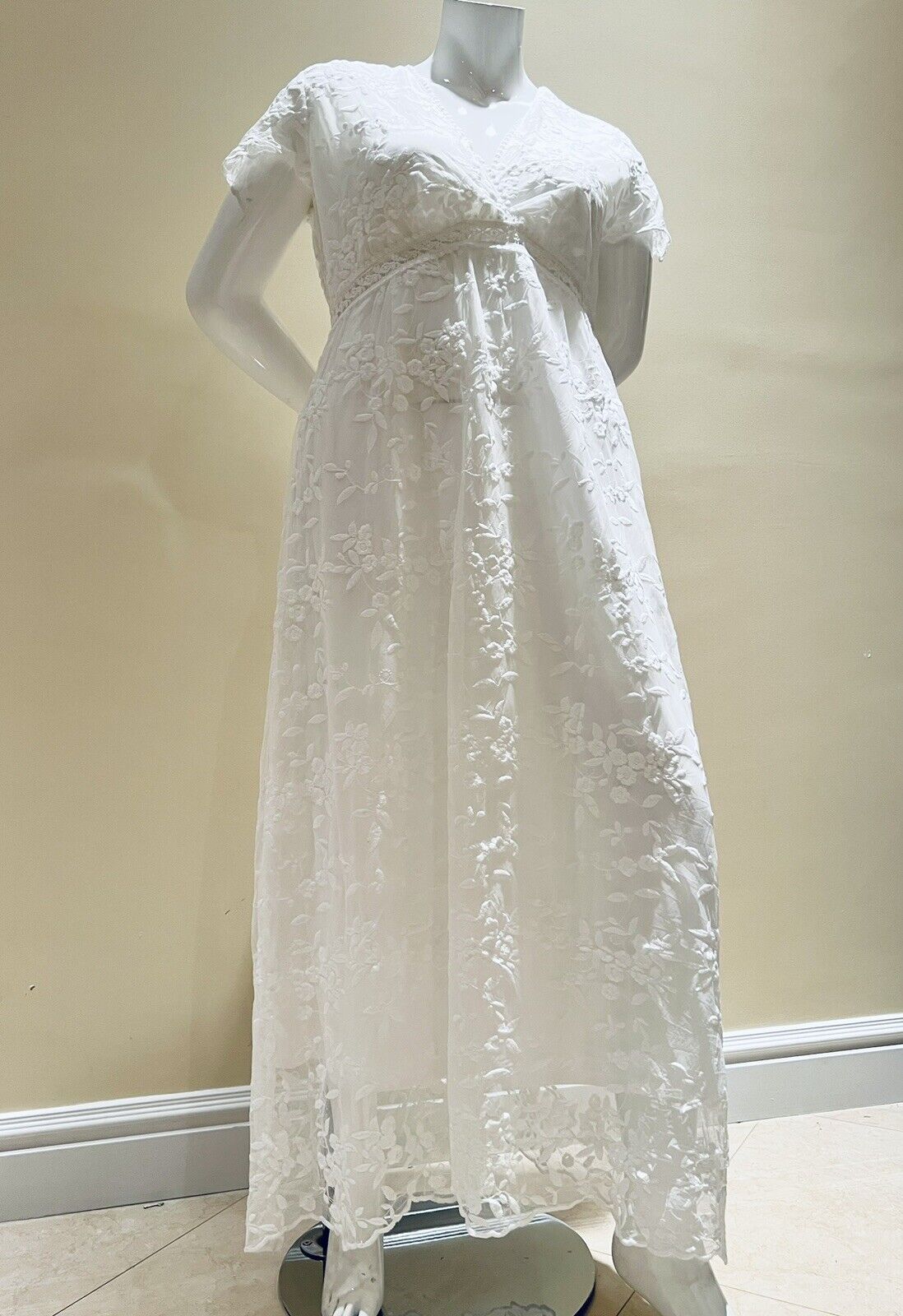 Womens Sz 2X Short Sleeve White Lace Long Maxi Dress