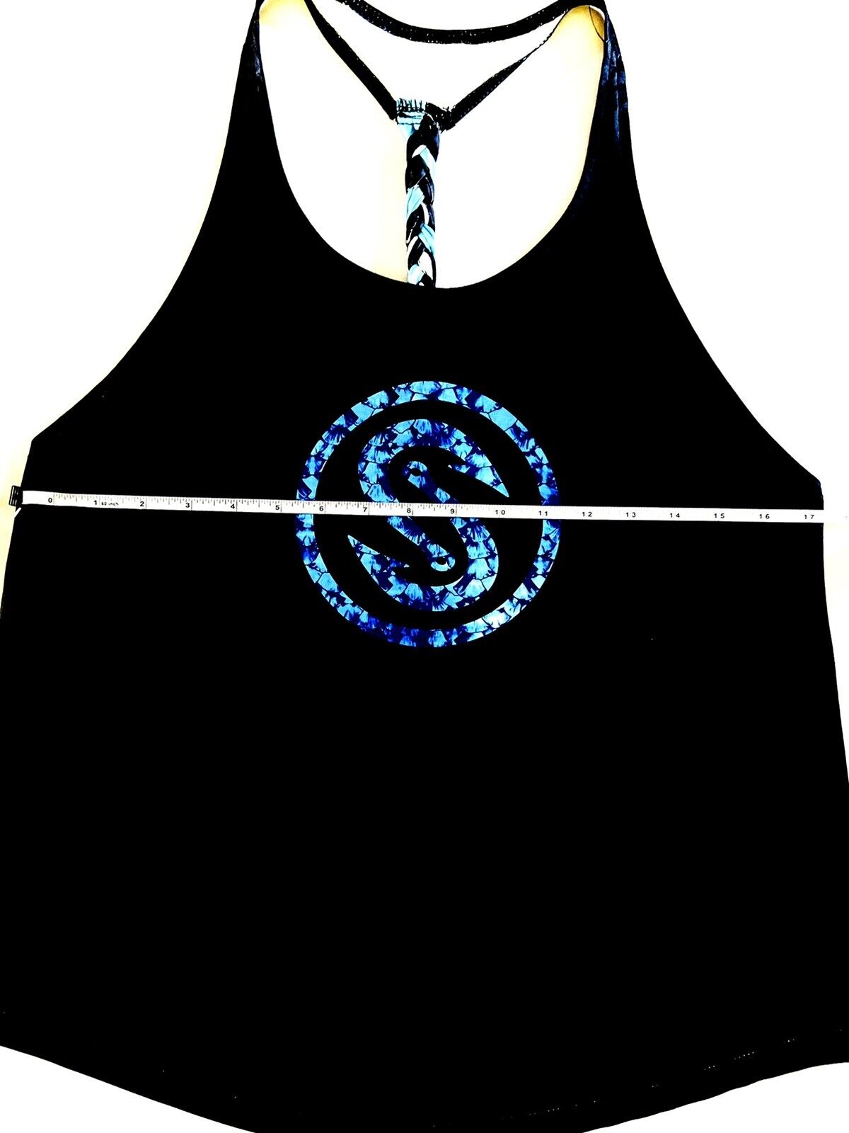 Scales Women’s Black Tank Top SZ L