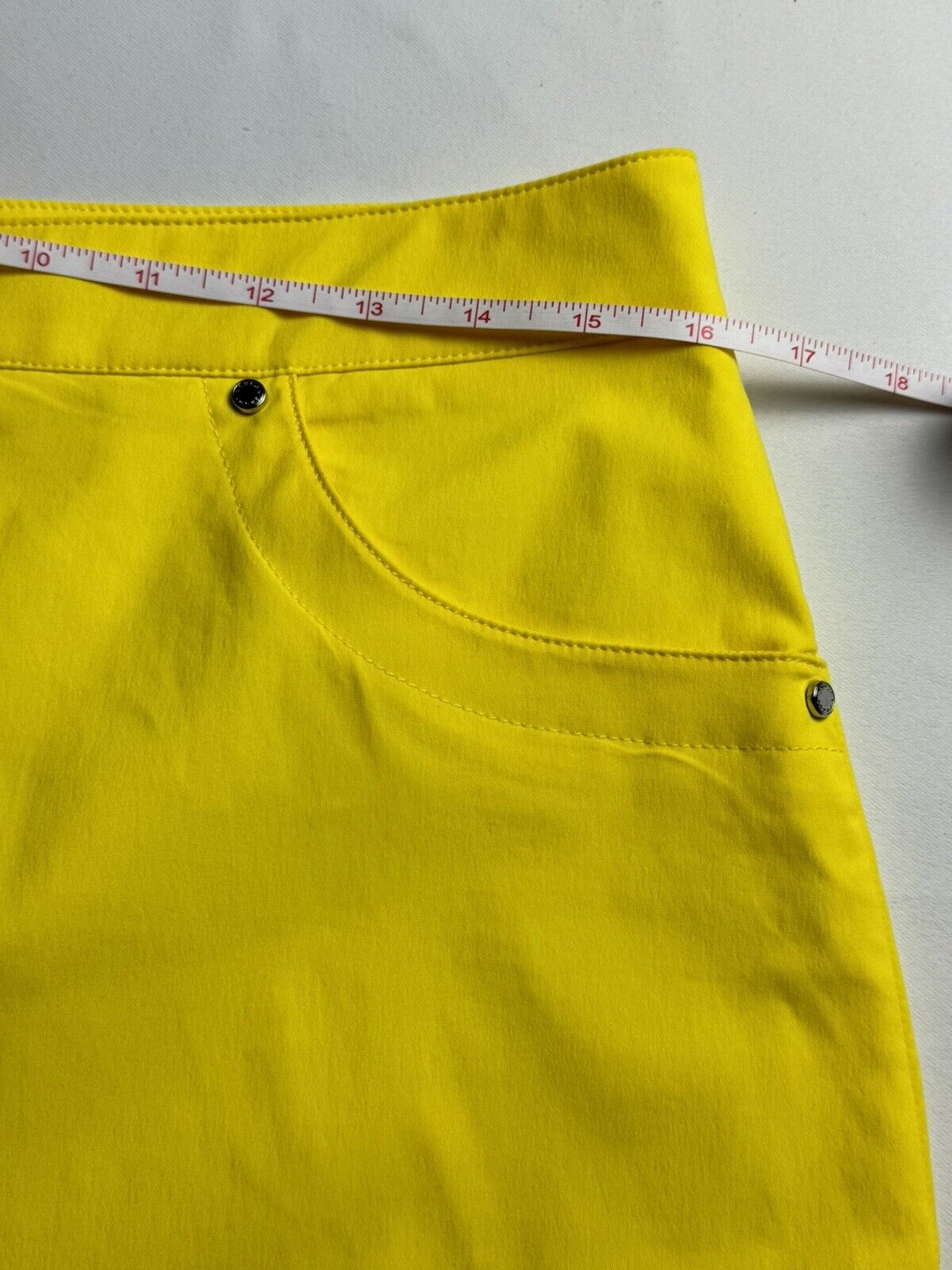 LOHLA Sport Golf Skort Yellow Skirt Sz 8    (62)